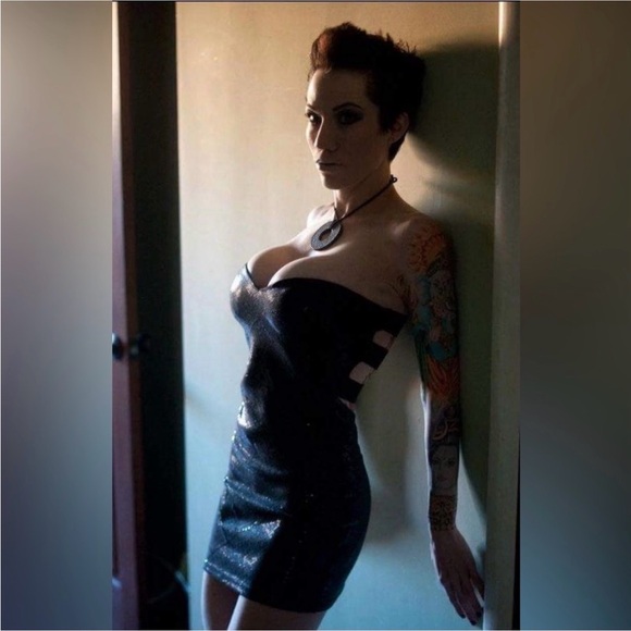 1st LIVE Show Coming Soon! @ABBEY ROAD ON MAUI - Picture 12 of 14